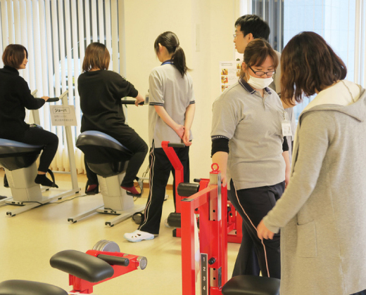 リハビリテーション(ほほえみ倶楽部)