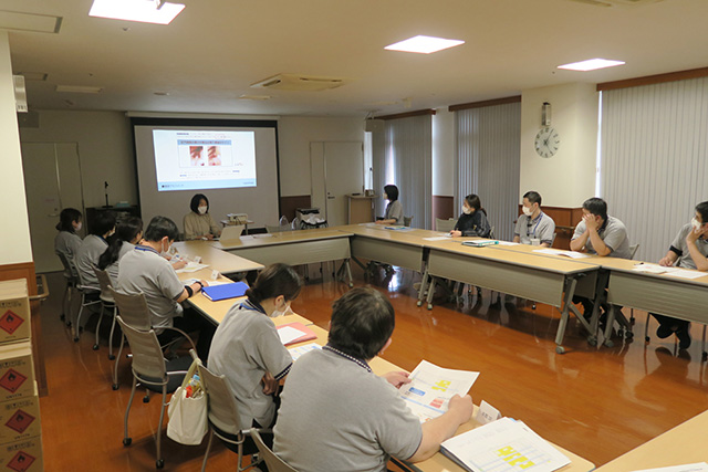 「介護研修」「運営推進会議」